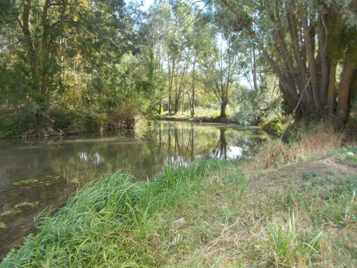 Chevenet A Holiday home La Vernelle
